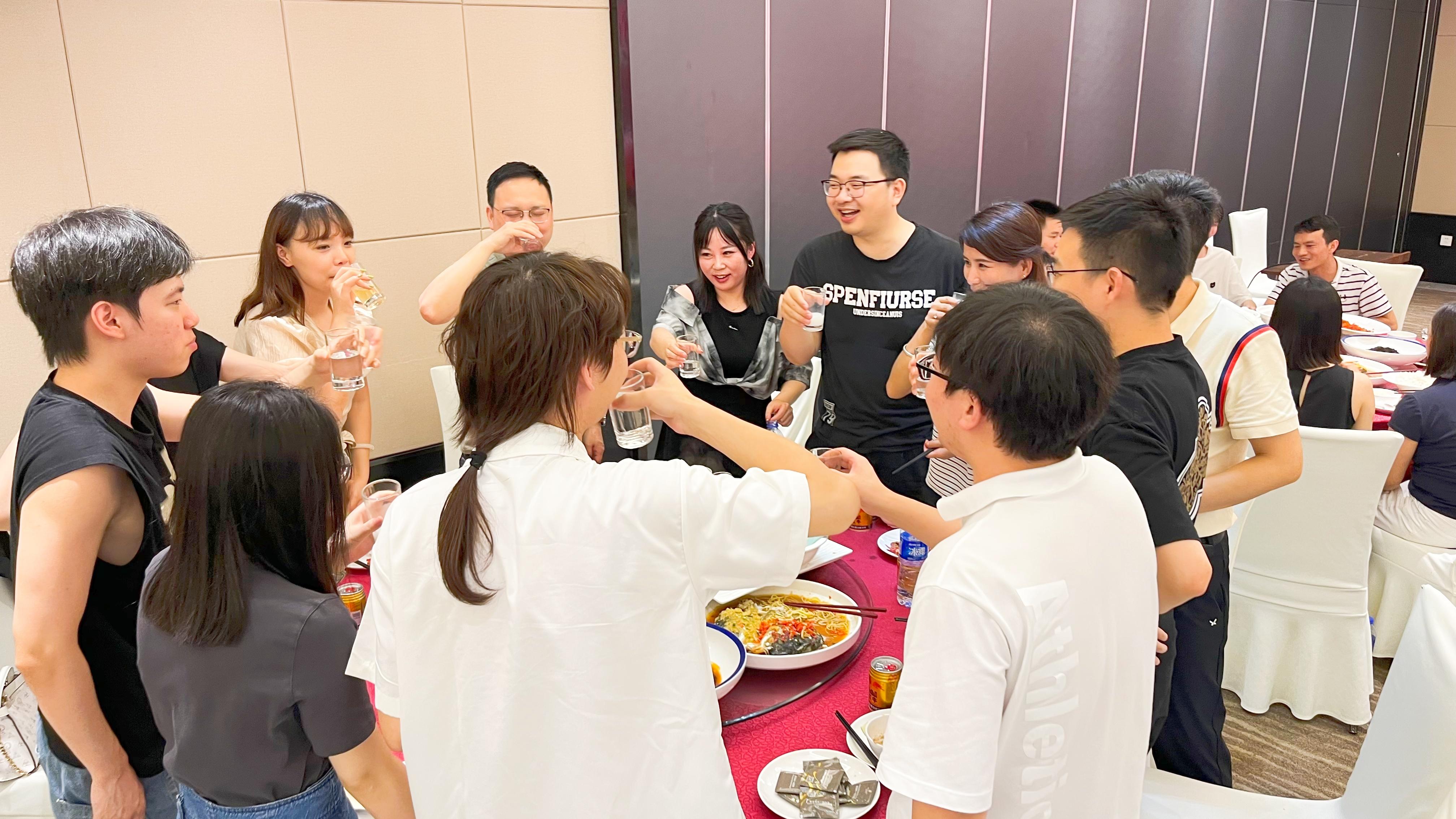 厉兵秣马 全力以赴 | 摩登7注册网络科技有限公司年中总结暨表彰大会圆满召开！26