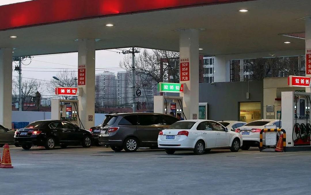 青山石化加油站1