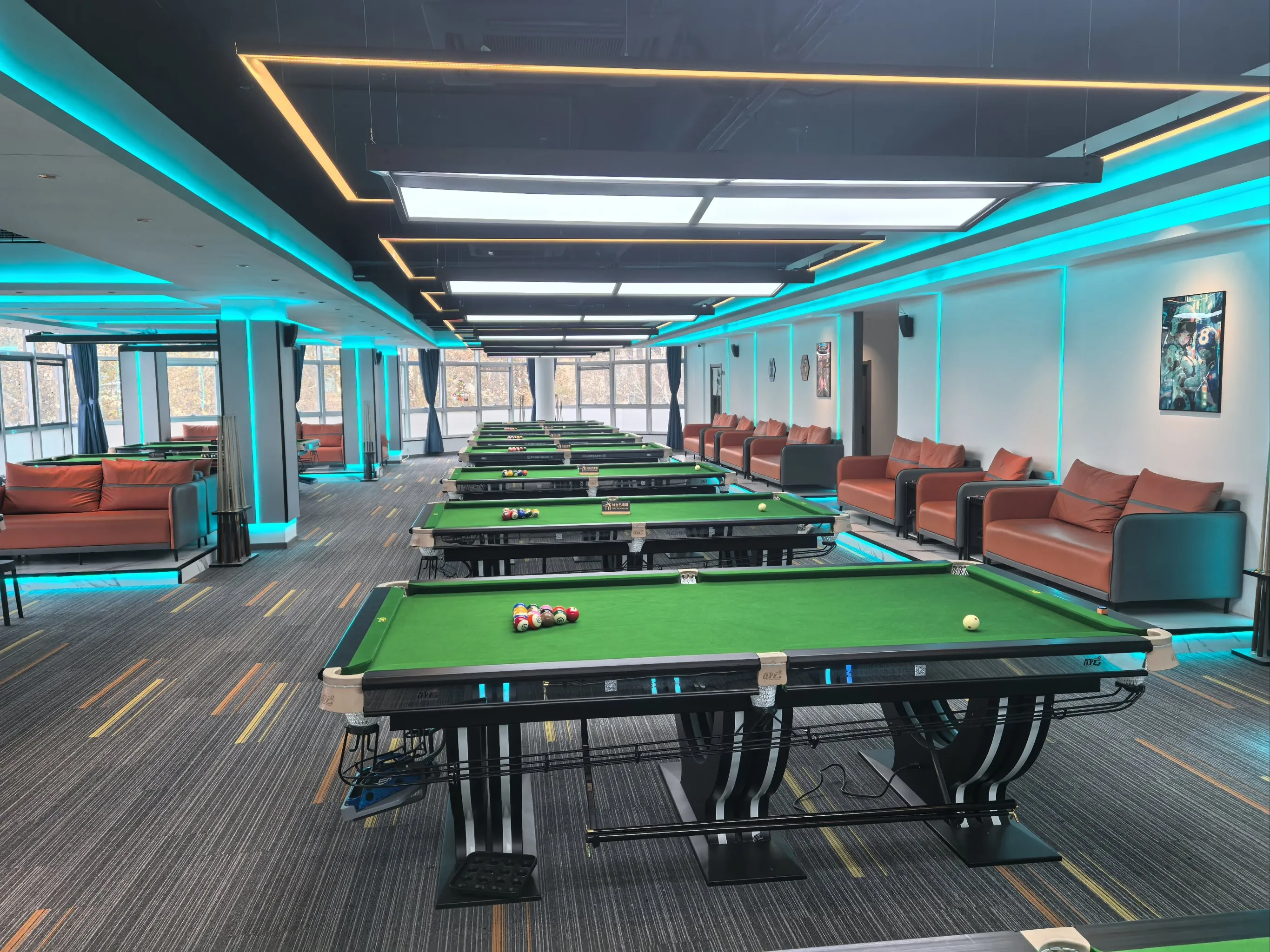 蓝精灵台球俱乐部1