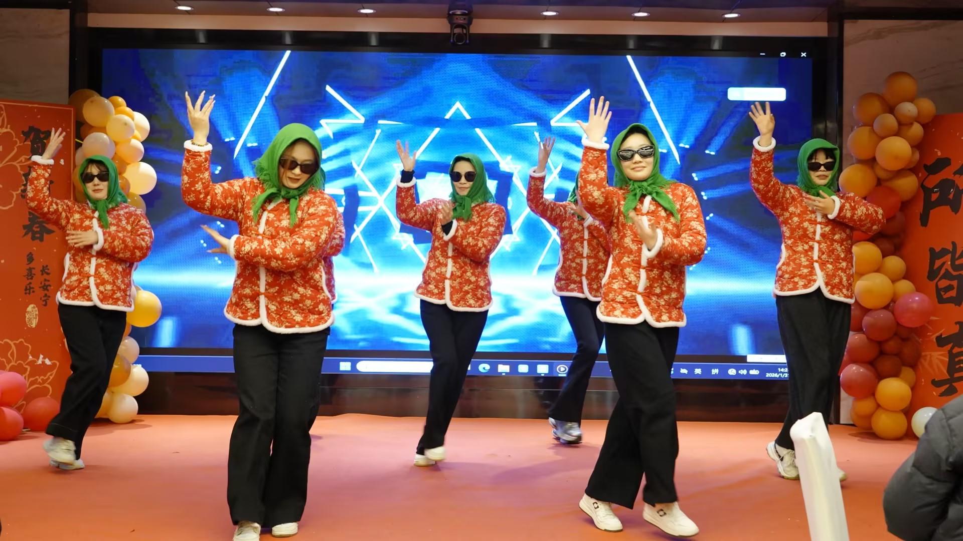 骏驰新程 创赢未来 | 摩登7科技 2026年新春联欢会暨年终表彰圆满举行3